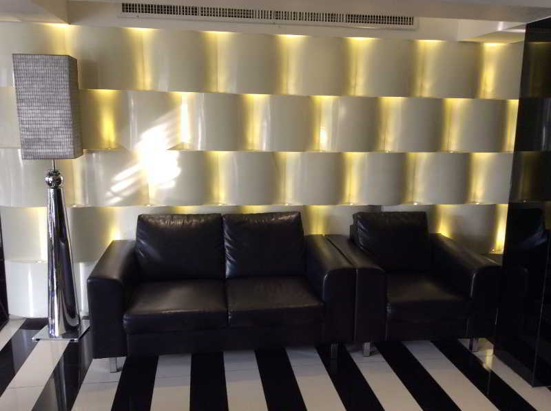 Sukhumvit Suites Hotel Bangkok Eksteriør billede